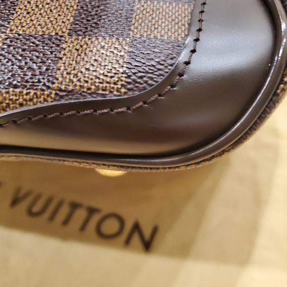 Louis Vuitton Vintage Purse - Picture 12 of 16